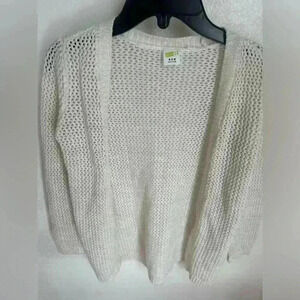 Kids knitted cardigan.